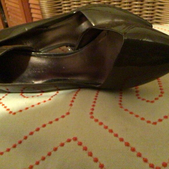 Ann Taylor Heels Size 8 Army Green Bronze Size 8 - Picture 6 of 8